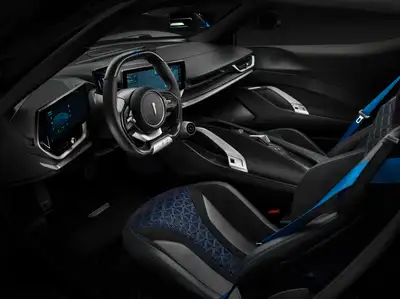 Battista Anniversario interior 2.jpg Battista Anniversario interior 2.jpg